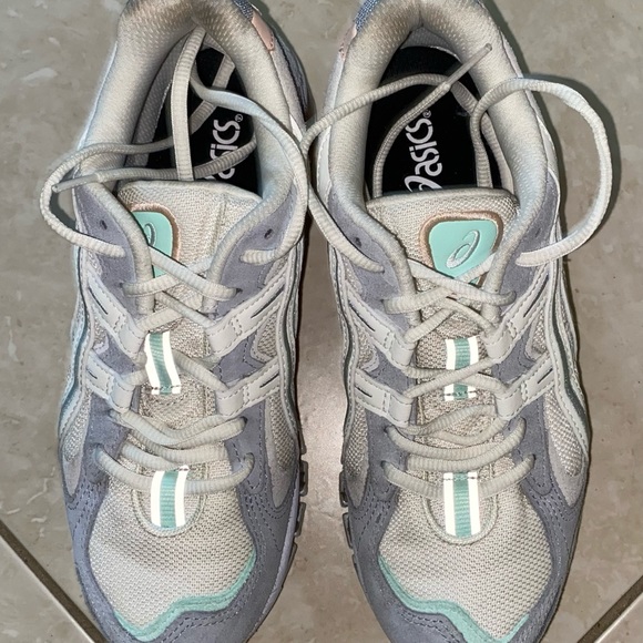 Women sneakers - Picture 5 of 10